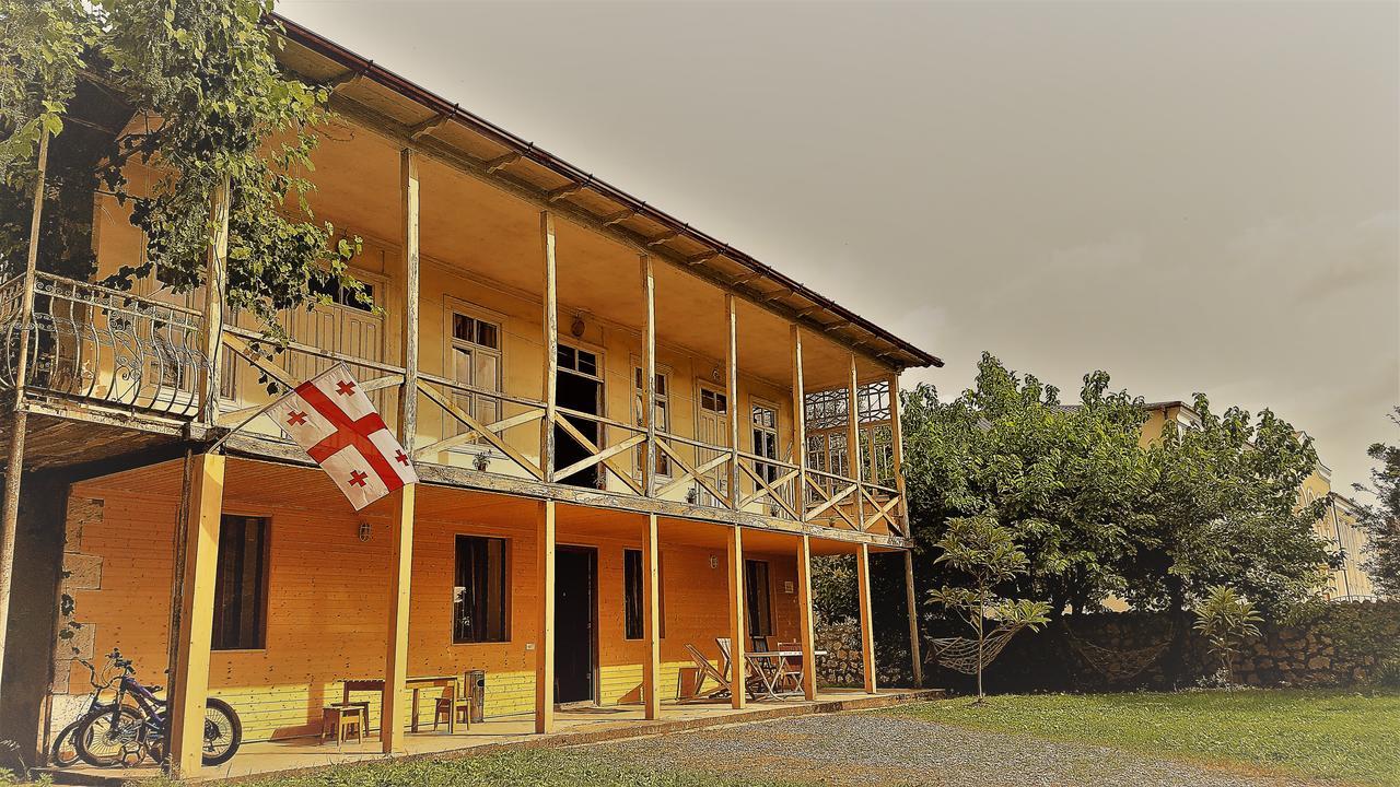 Guest House Mart Villa มาร์ทวิลิ ภายนอก รูปภาพ