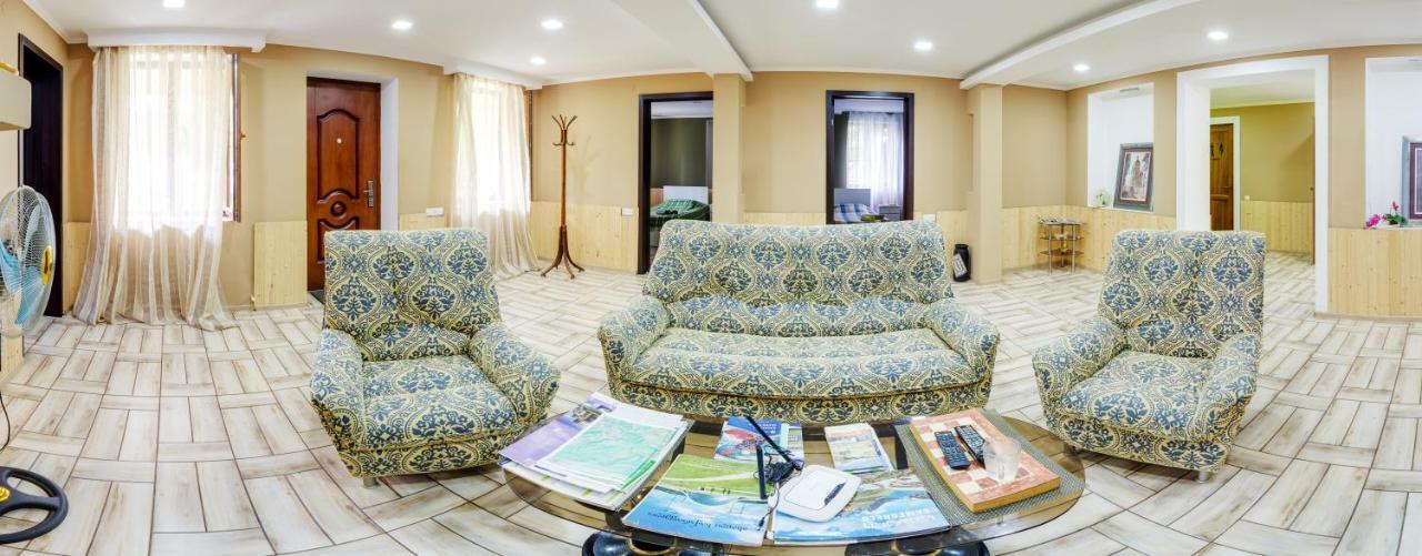 Guest House Mart Villa มาร์ทวิลิ ภายนอก รูปภาพ