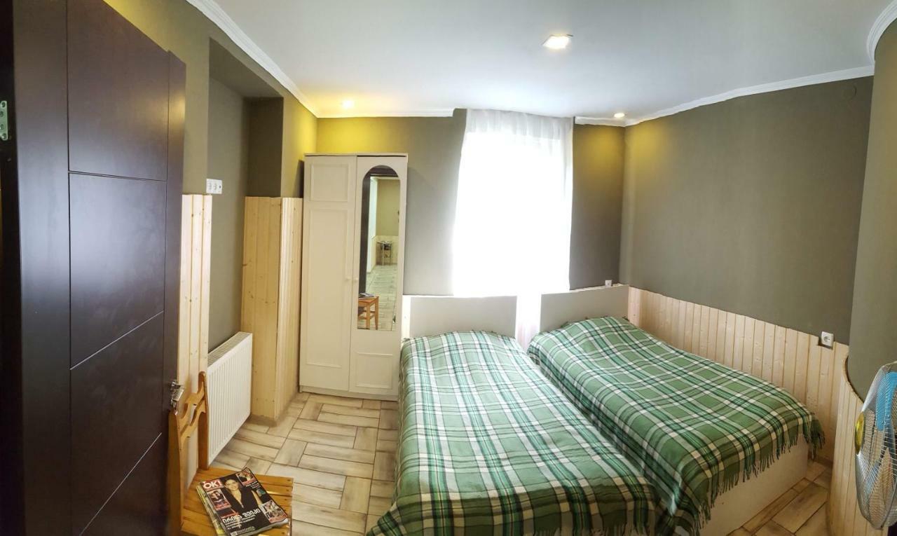 Guest House Mart Villa มาร์ทวิลิ ภายนอก รูปภาพ